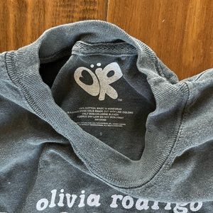 Olivia Rodrigo Offical GUTS Concert Merch Shirt size Small